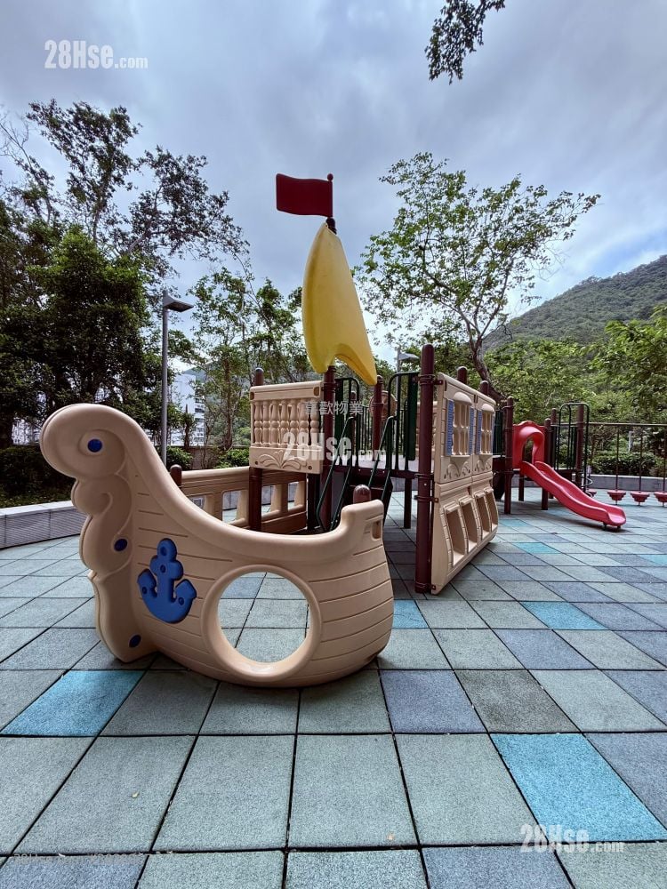 晉名峰 售盤 3 房 , 3 浴室 875 平方呎