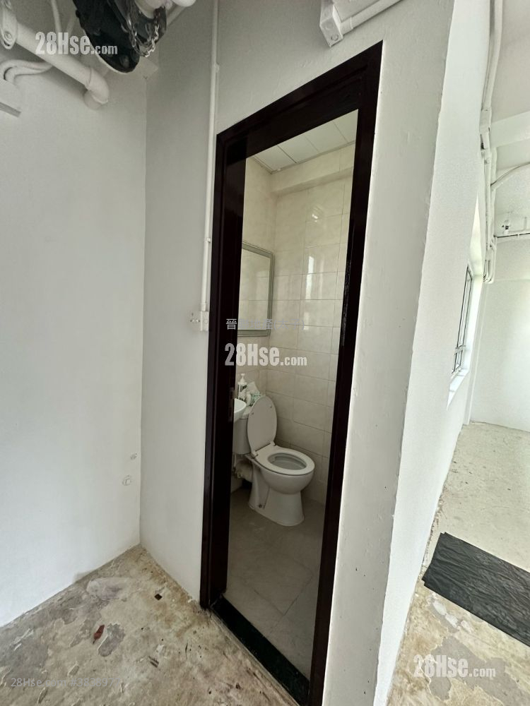 Oxford Commercial Building Rental