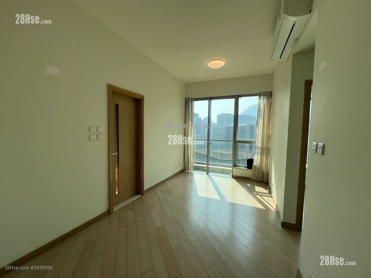 Century Gateway Sell 2 Bedrooms , 1 Bathroom 484 ft²