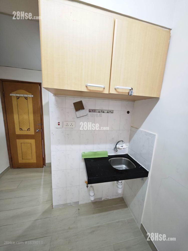 Man Yue Building Rental Studio , 1 Bathroom 120 ft²