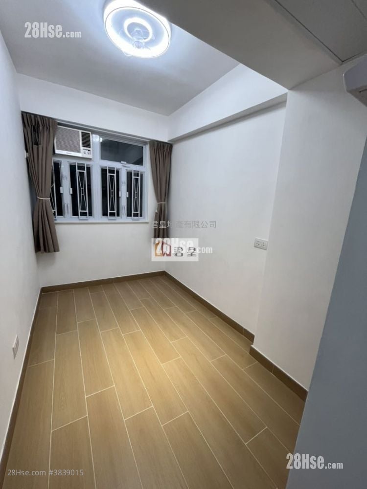 Edward Mansion Rental Studio , 1 Bathroom 150 ft²