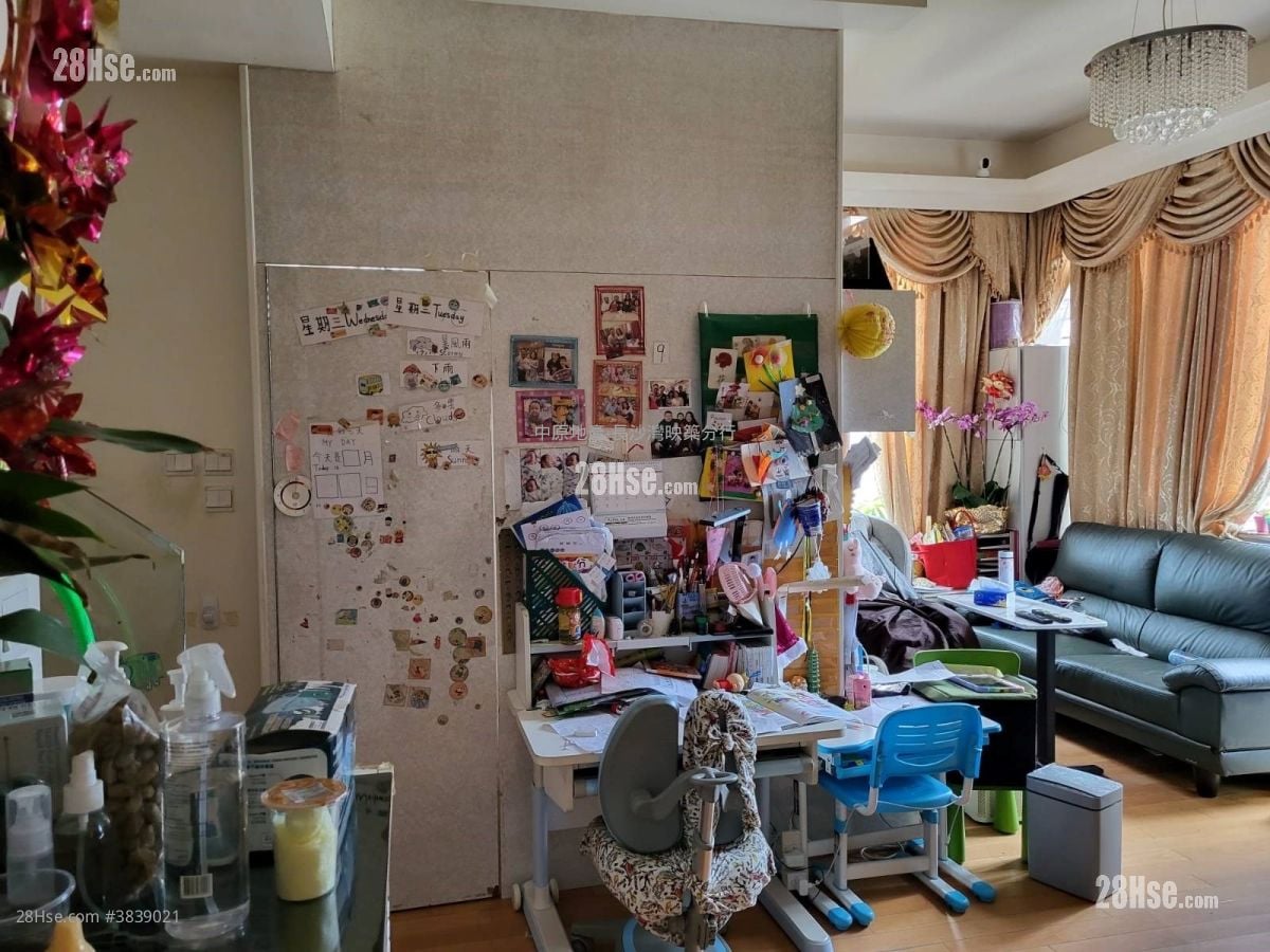 Bedford 28 Sell 3 Bedrooms 795 ft²