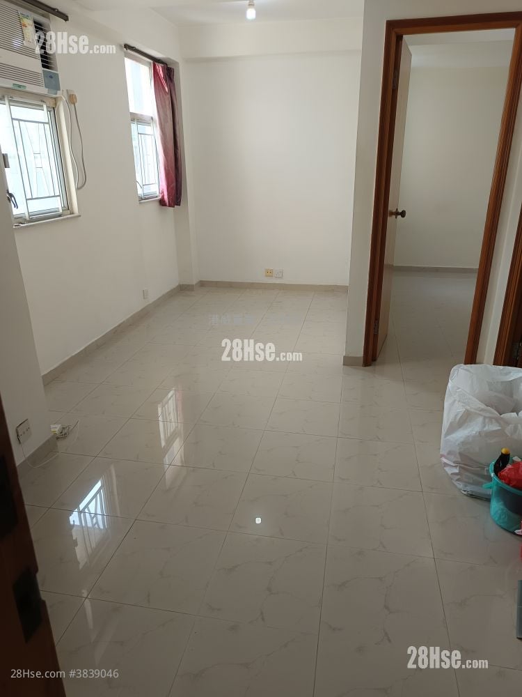 Manor Centre Rental 1 Bedroom 322 ft²