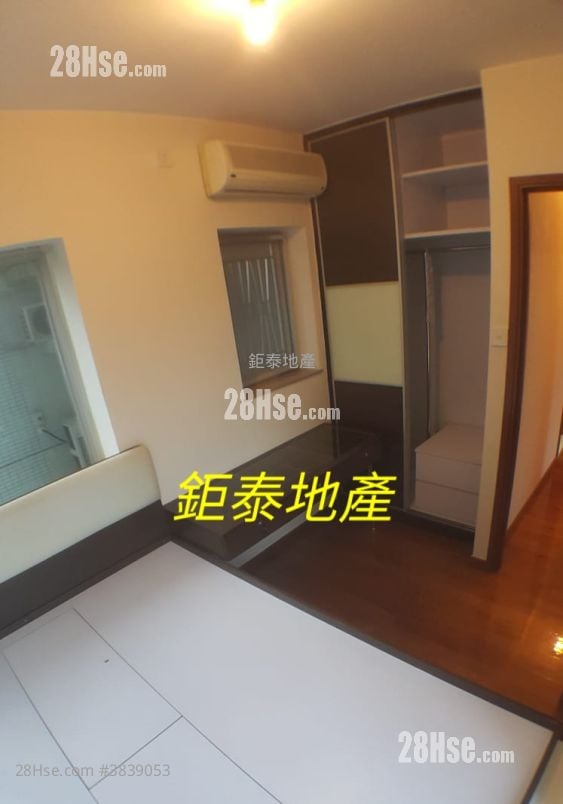 Paradise Square Sell 3 Bedrooms , 1 Bathroom 546 ft²
