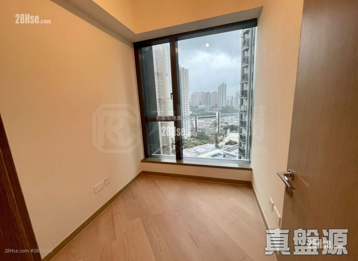 The Southside Sell 3 Bedrooms 921 ft²