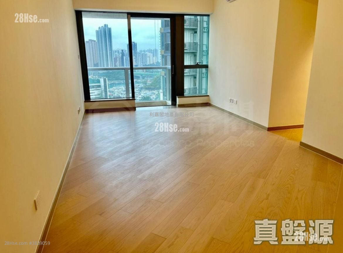 The Southside Sell 3 Bedrooms 921 ft²