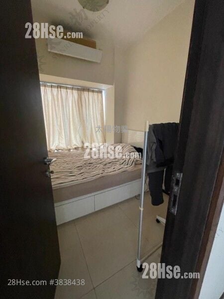 The Metropolis Residence Sell 2 Bedrooms 488 ft²