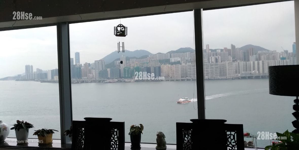 Harbourfront Landmark Sell 4 Bedrooms 1,962 ft²