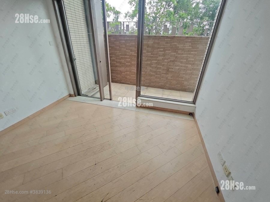 The Woodsville Sell 3 Bedrooms 739 ft²