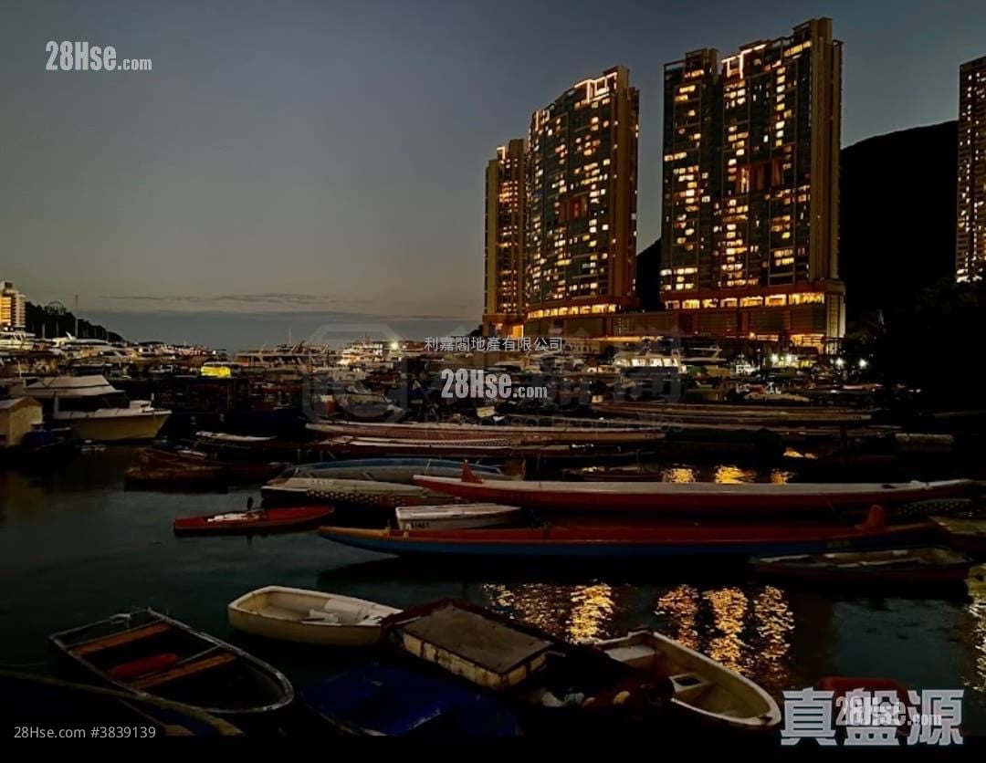 Sham Wan Towers Sell 2 Bedrooms 469 ft²