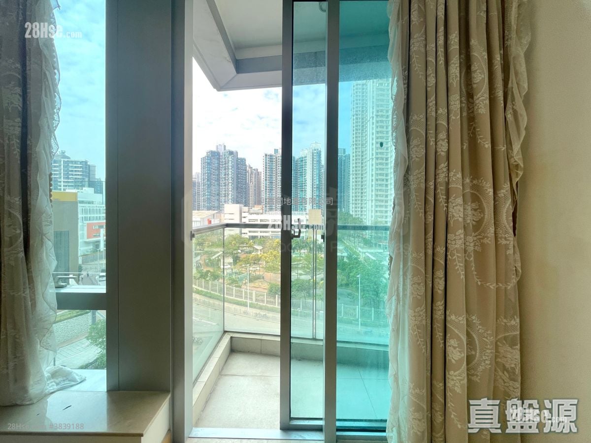 Savannah Sell 2 Bedrooms 487 ft²