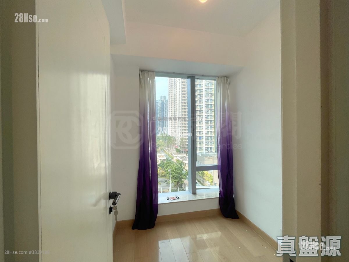 Savannah Sell 2 Bedrooms 487 ft²