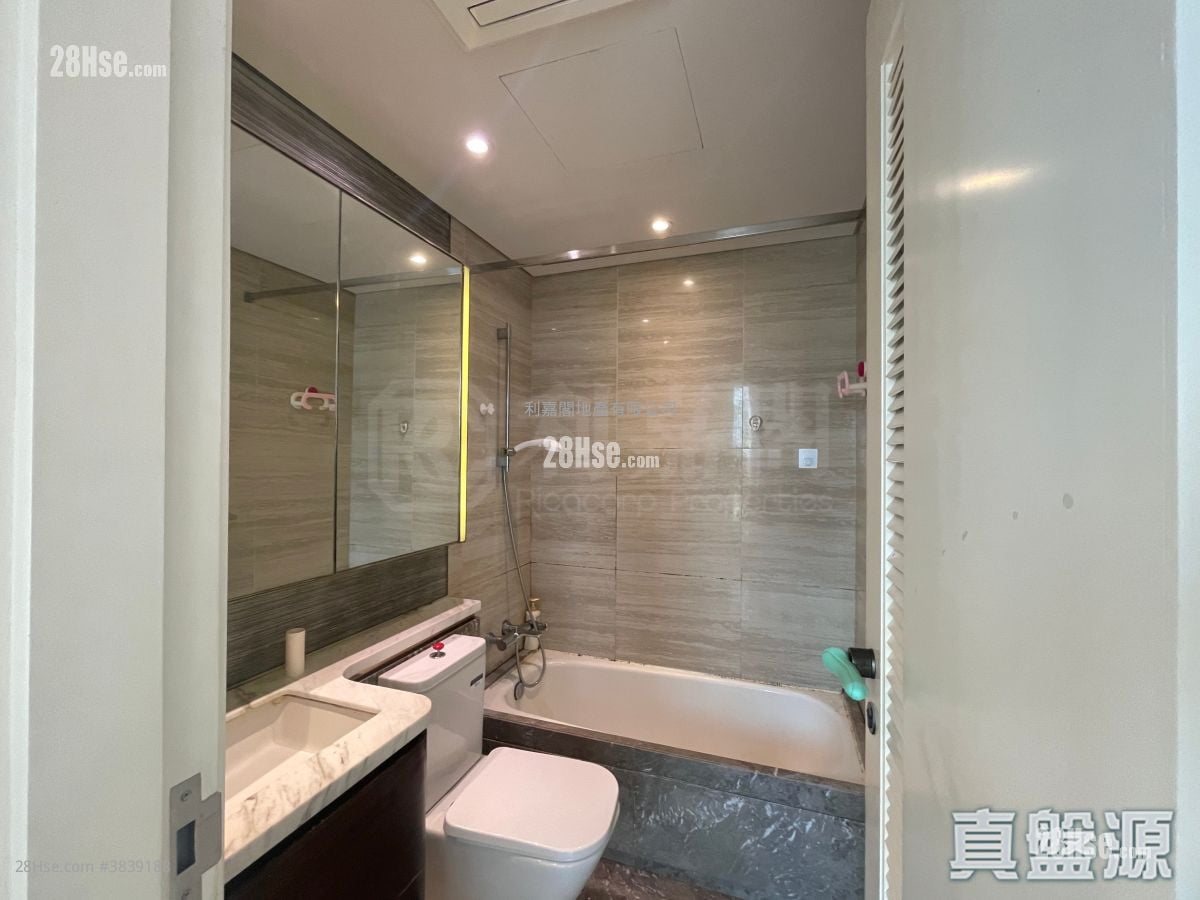 Savannah Sell 2 Bedrooms 487 ft²