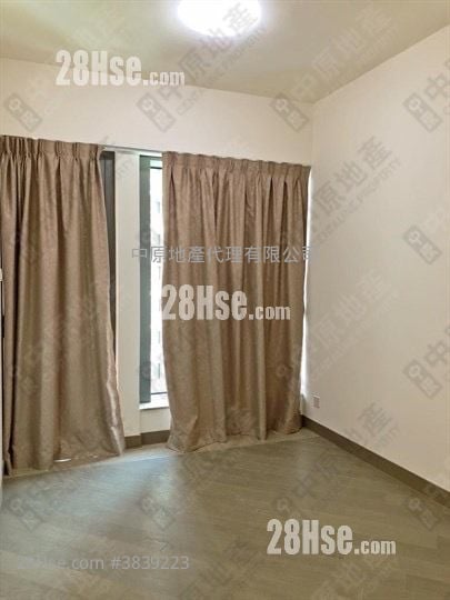 The Wings Sell 3 Bedrooms 669 ft²