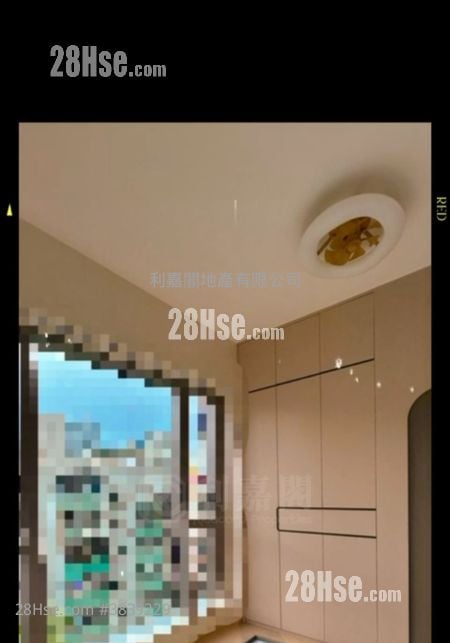 Grand Central Sell 3 Bedrooms , 2 Bathrooms 909 ft²