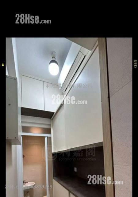 Grand Central Sell 3 Bedrooms , 2 Bathrooms 909 ft²