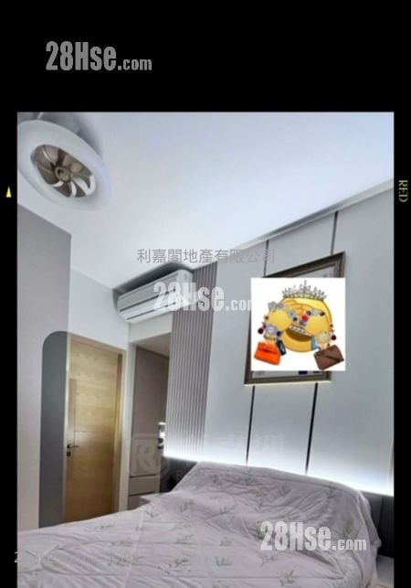 Grand Central Sell 3 Bedrooms , 2 Bathrooms 909 ft²