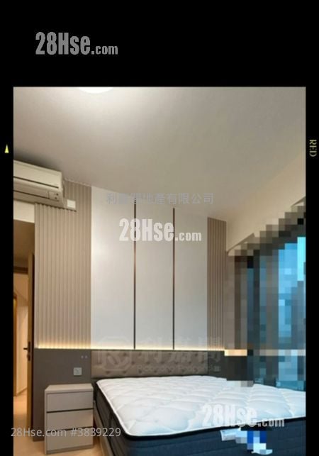Grand Central Sell 3 Bedrooms , 2 Bathrooms 909 ft²