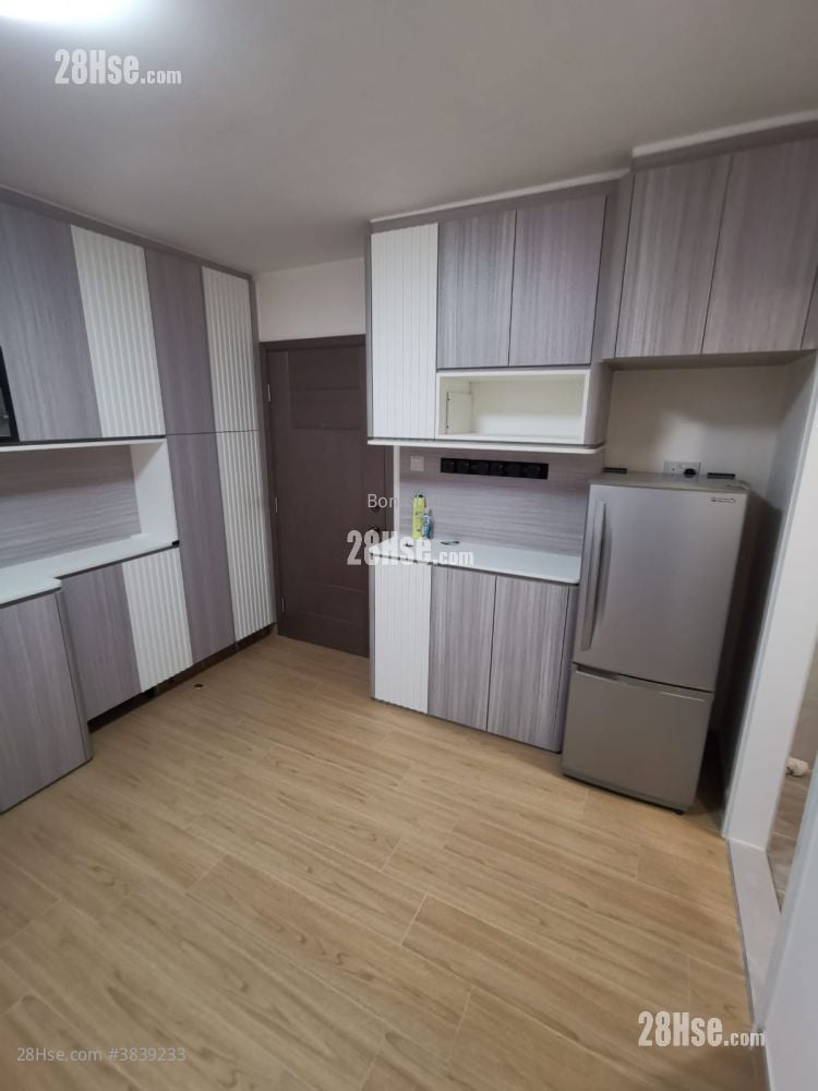 Academic Terrace Sell 2 Bedrooms , 1 Bathroom 531 ft²