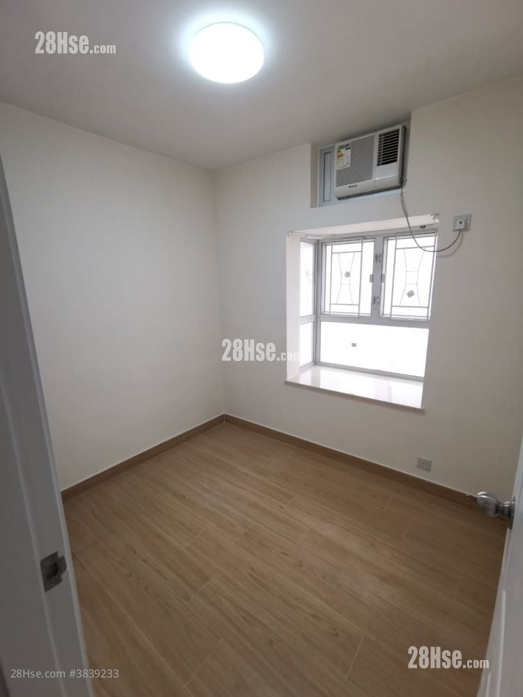 Academic Terrace Sell 2 Bedrooms , 1 Bathroom 531 ft²