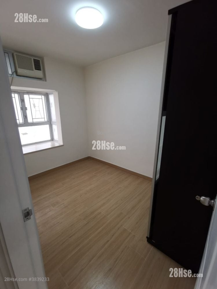 Academic Terrace Sell 2 Bedrooms , 1 Bathroom 531 ft²