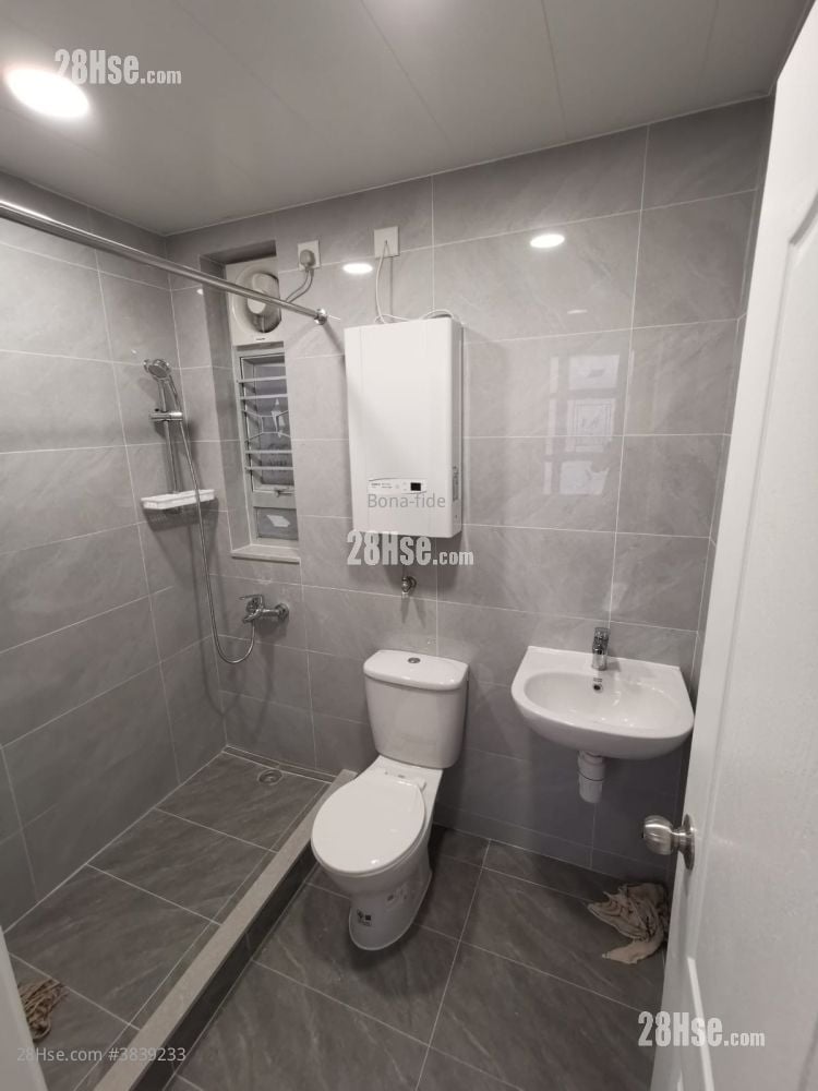 Academic Terrace Sell 2 Bedrooms , 1 Bathroom 531 ft²