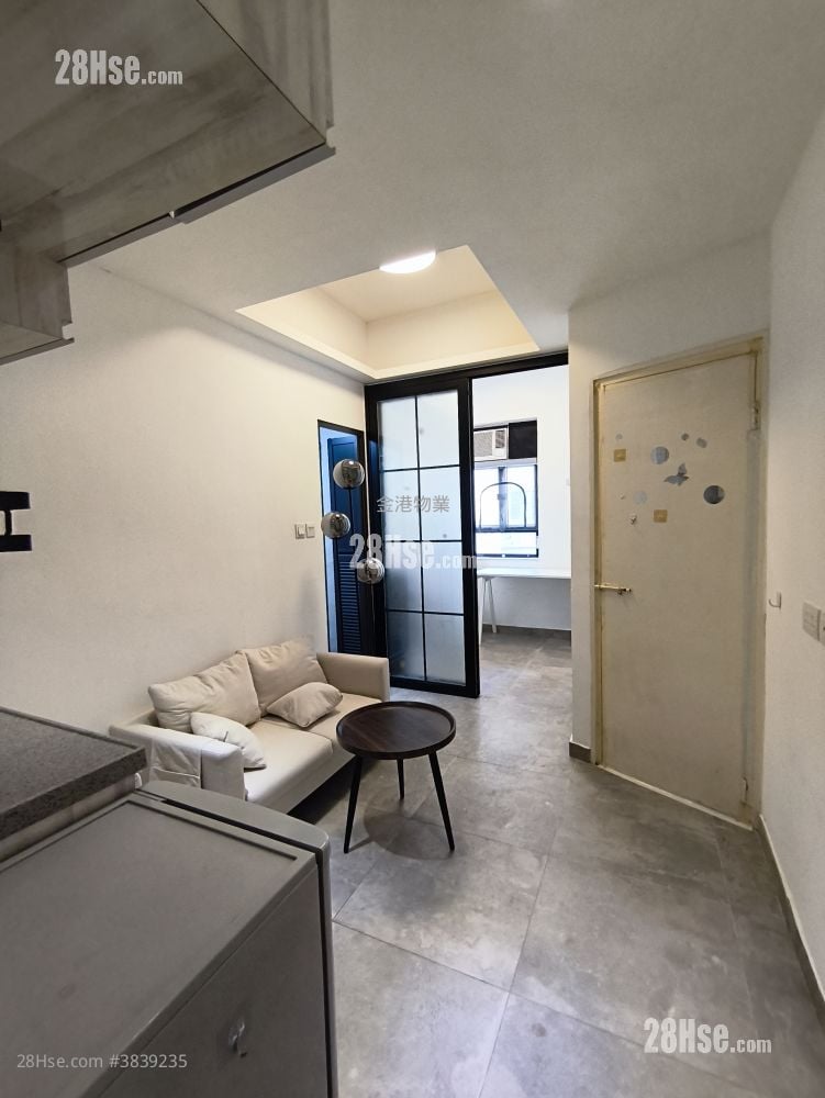 Apartment Rental 1 Bedroom , 1 Bathroom 220 ft²