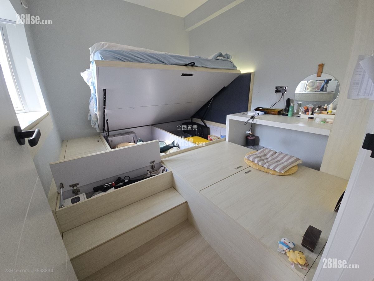 Riviera Gardens Sell 2 Bedrooms , 1 Bathroom 510 ft²