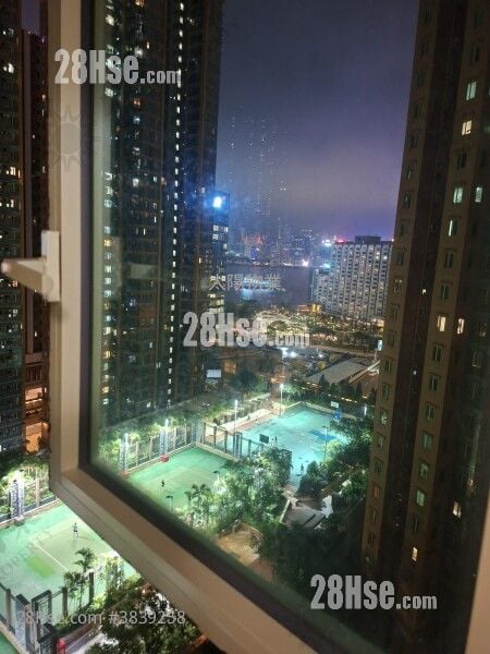 Harbour Place Sell 3 Bedrooms 593 ft²