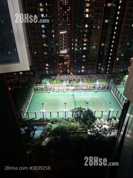 Harbour Place Sell 3 Bedrooms 593 ft²