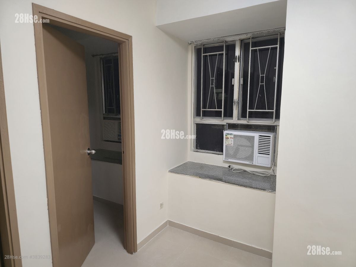 King Moon Heights Rental 2 Bedrooms , 1 Bathroom 309 ft²