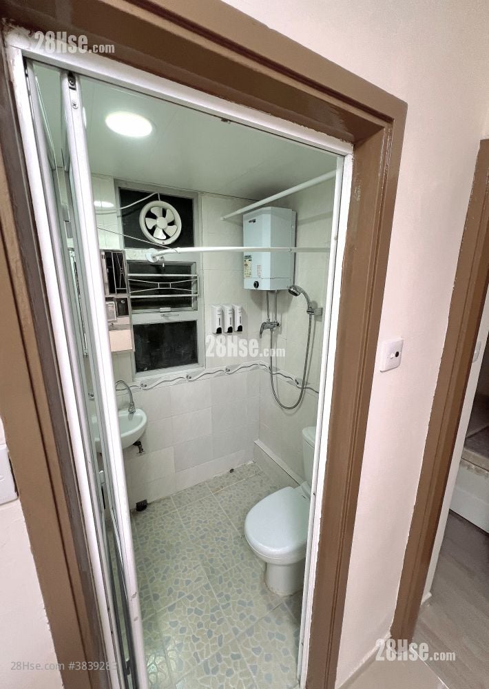 King Moon Heights Rental 2 Bedrooms , 1 Bathroom 309 ft²
