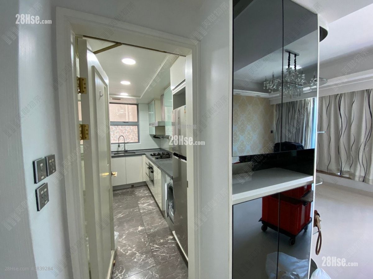 御龍山 售盤 3 房 920 平方呎