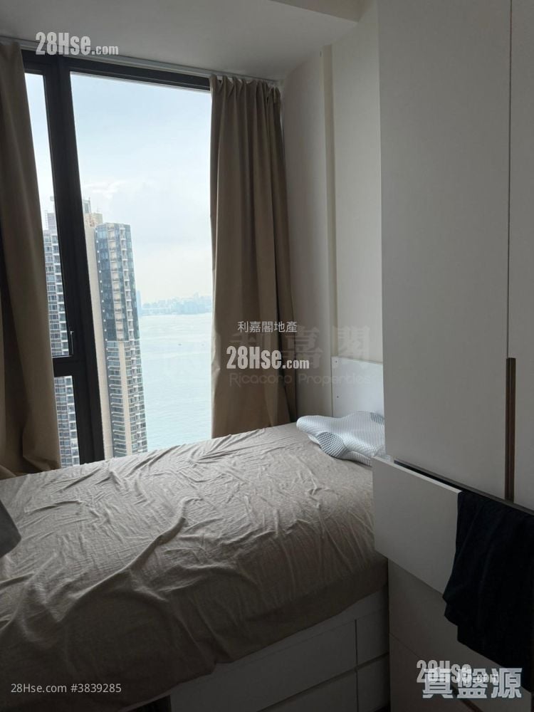 Maya Sell 2 Bedrooms , 1 Bathroom 547 ft²