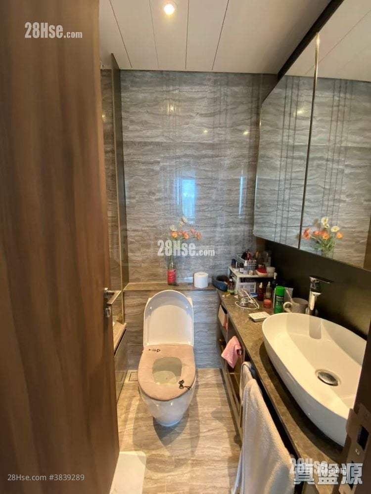 Maya Sell 2 Bedrooms , 1 Bathroom 500 ft²