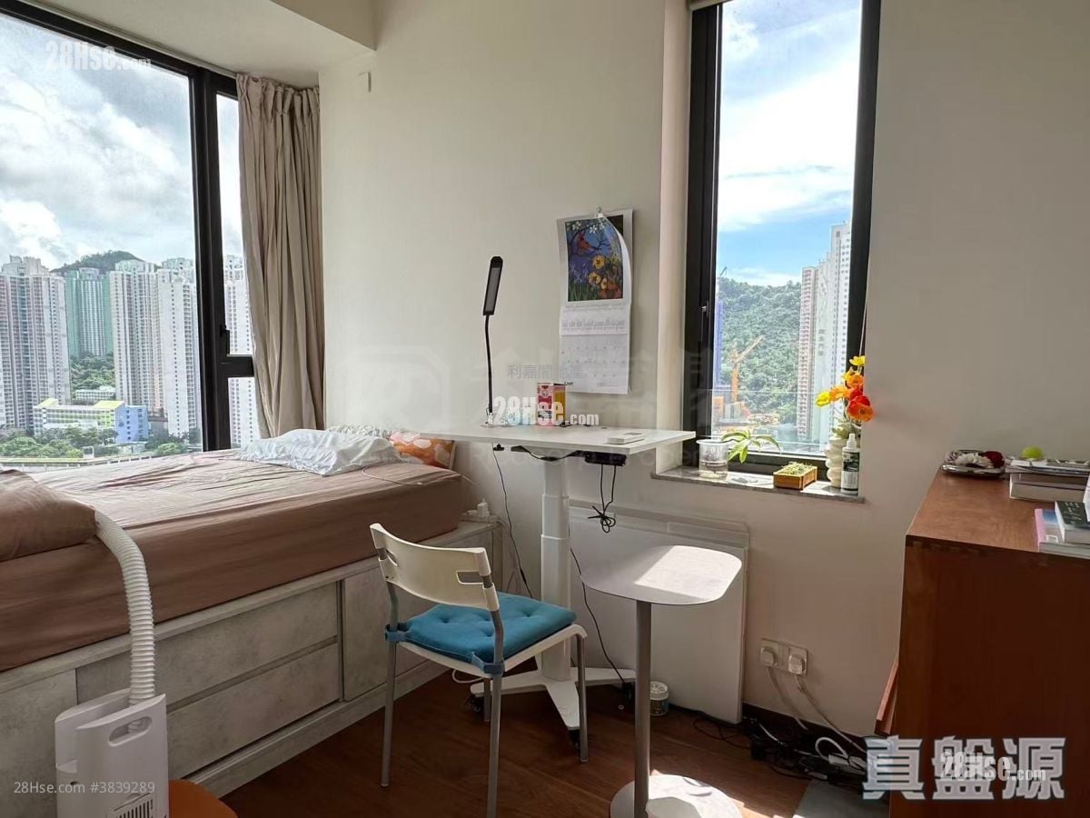 Maya Sell 2 Bedrooms , 1 Bathroom 500 ft²