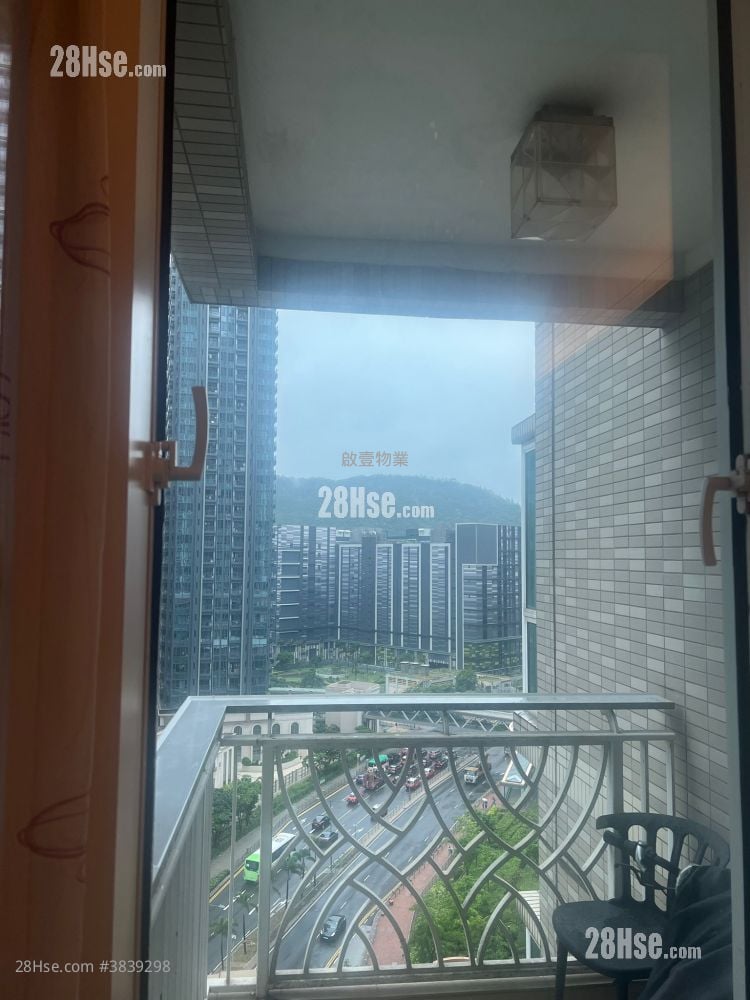 The Capitol Sell 2 Bedrooms , 1 Bathroom 517 ft²