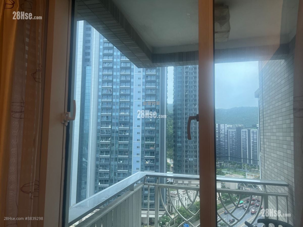 The Capitol Sell 2 Bedrooms , 1 Bathroom 517 ft²