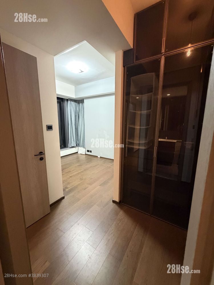 Le Pont Rental 4 Bedrooms , 2 Bathrooms 797 ft²