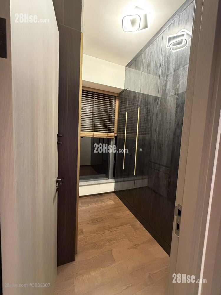 Le Pont Rental 4 Bedrooms , 2 Bathrooms 797 ft²