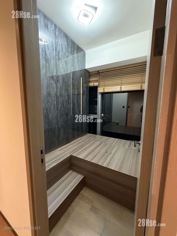 Le Pont Rental 4 Bedrooms , 2 Bathrooms 797 ft²