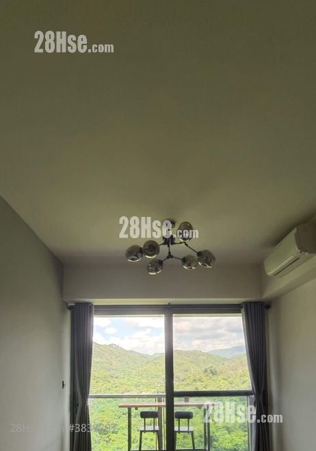 Le Pont Rental 4 Bedrooms , 2 Bathrooms 797 ft²