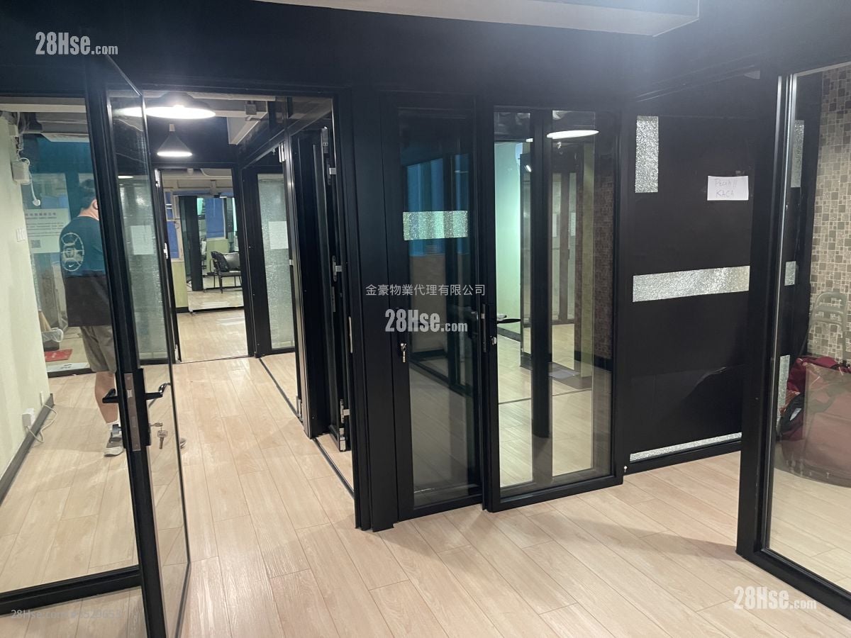 Causeway Bay Centre Rental 3 Bedrooms