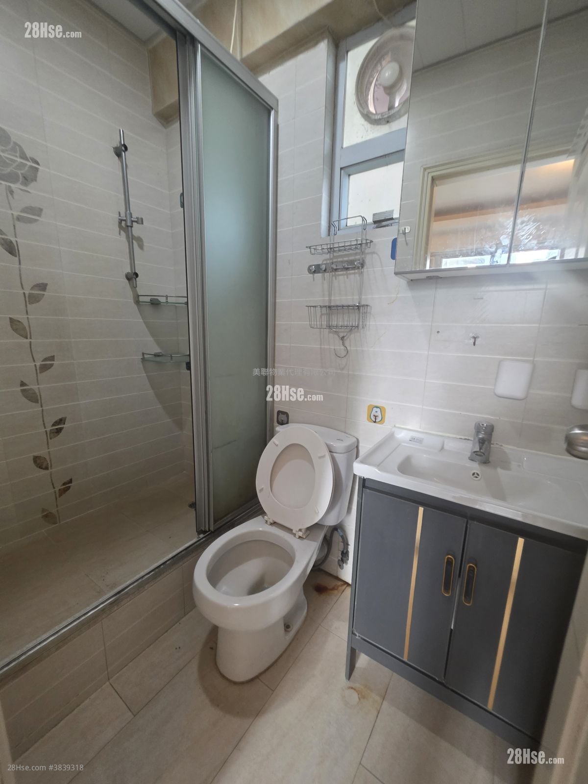 Tsing Yi Garden Rental 2 Bedrooms , 1 Bathroom 343 ft²