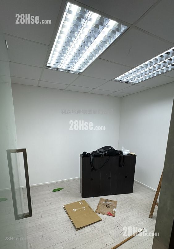 Wang Fai Industrial Building Rental 100 ft²