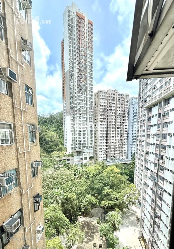 Yan Tsui Court Sell 2 Bedrooms , 1 Bathroom 546 ft²