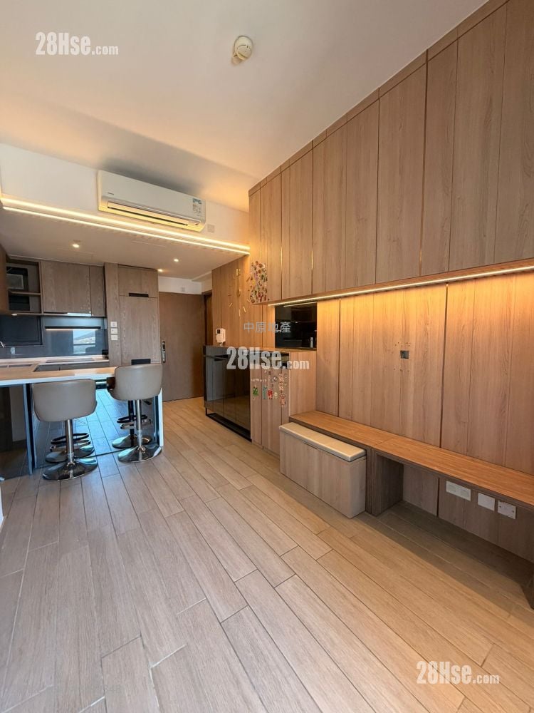 Wings At Seaii Sell 3 Bedrooms 532 ft²
