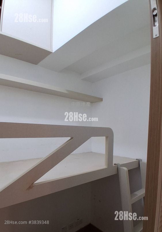 Wings At Seaii Sell 3 Bedrooms 532 ft²