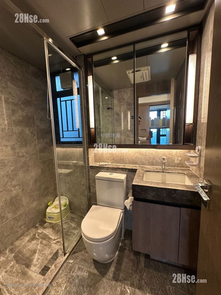 Wings At Seaii Sell 3 Bedrooms 532 ft²