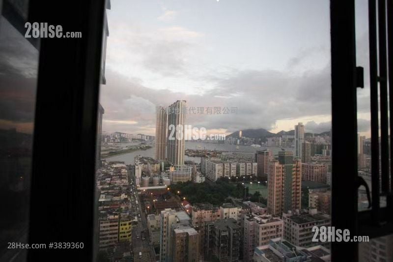 Metropolitan Rise Sell 2 Bedrooms , 1 Bathroom 409 ft²